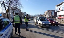 Три районни управления помагаха днес на „Пътна полиция” - Шумен