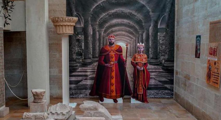 Цар Петър I и Мария посрещат гости във Велики Преслав