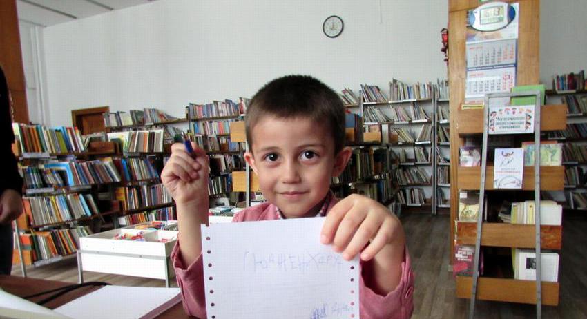 Шуменче на 4 години чете и смята до 100