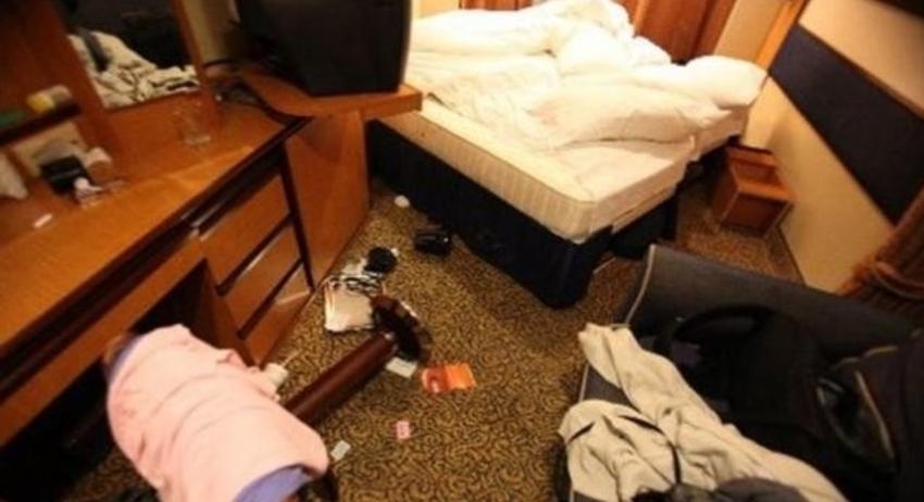 Дрогиран потроши хотелска стая