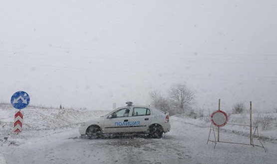 КПП-та на три места в Шуменско заради снега /обновена/