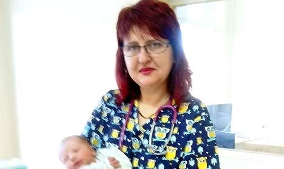 Шуменски медици спасиха 4 бебета с тегло между 700 и 900 грама