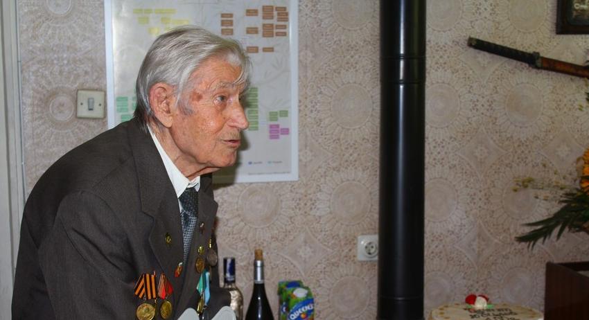 В чест на почетния гражданин Иван Бончев, виден общественик и ветеран от Втората световна война