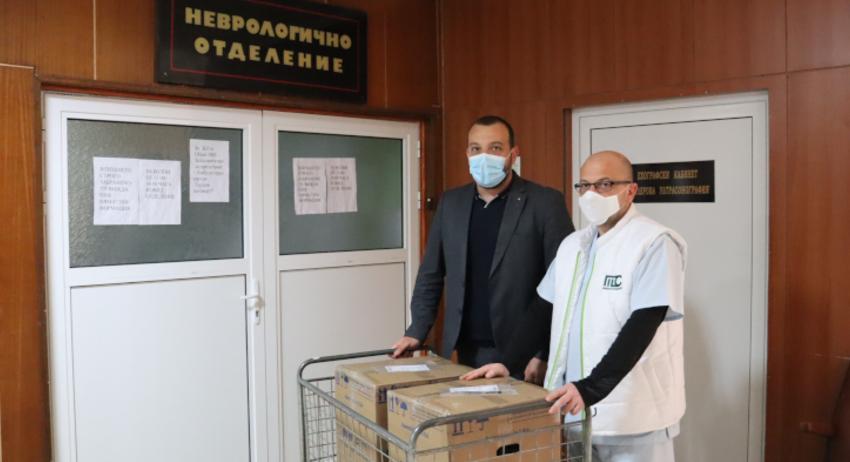 Болницата в Нови пазар получи 2 кислородни концентратора /ВИДЕО/