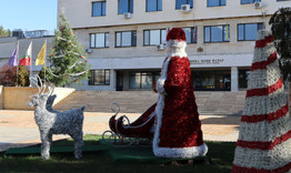 Коледните светлни в Нови пазар ще бъдат запалени на 6 декември