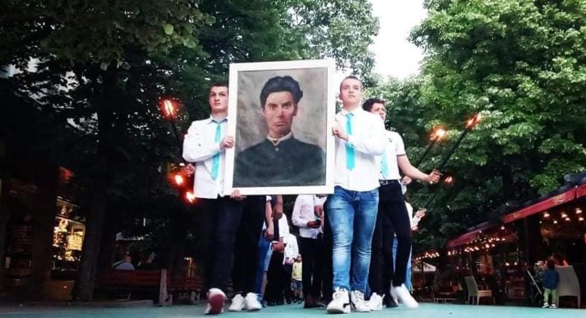 Факелно шествие в памет на  Панайот Волов.