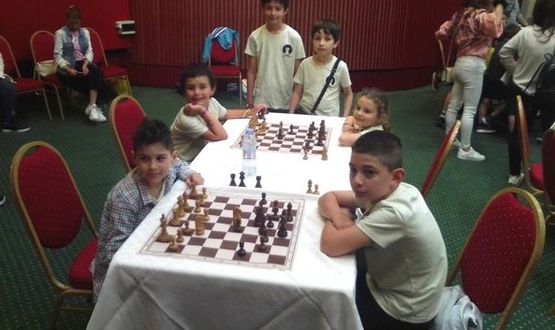 Добро представяне на шуменските шахматисти на Държавните първенства по блиц и ускорен шах за деца 
