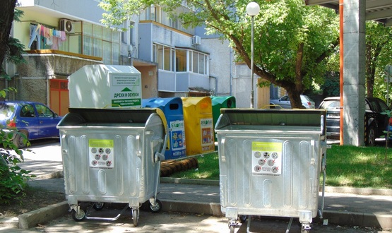 Започна подмяната на съдове за отпадъци в южния район на Шумен