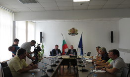 В Областна администрация се проведе среща по повод общинските имоти на ул. "Калоян" в Шумен