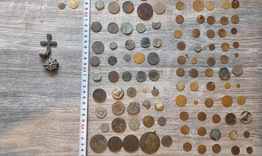207 монети с вид на антични са намерени и иззети от частен дом в Нови пазар