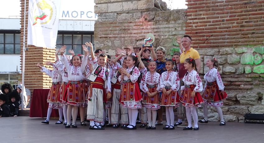 ДТА "Веселяче" завоюва първо място на IX Международен фолклорен конкурс „Несебърски накит“
