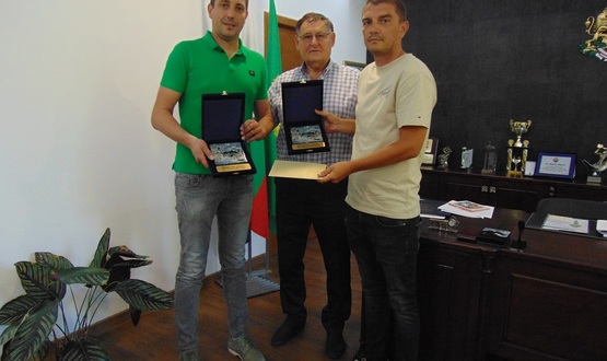 Кметът на Шумен поздрави Мартин Сурилов и Здравко Здравков