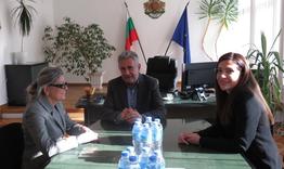 Областният управител проведе среща с новия ректор на Шуменския университет проф. Наталия Витанова 