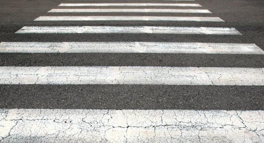 Кола удари жена на пешеходна пътека в Шумен
