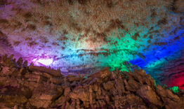 Близо 4000 туристи са разгледали пещера „Бисерна“ през тази година