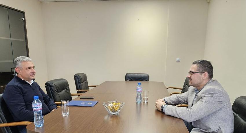 Областният управител на Шумен се срещна с председателя на Държавна агенция "Държавен резерв и военновременни запаси" 