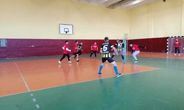 Благотворителен коледен турнир по футбол на малки врати се проведе в Нови пазар  