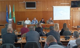 Кметът проф. д-р Христо Христов на работна среща със спортни деятели