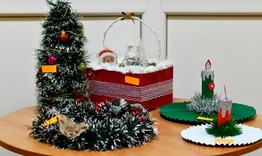 Коледна изложба-базар беше открита в Шуменския университет „Епископ Константин Преславски“