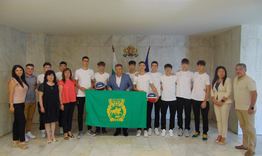Кметът на Шумен посрещна баскетболистите на ППМГ „Нанчо Попович“