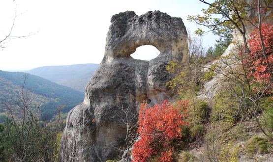 Поход до Костадиновия манастир над с. Осмар