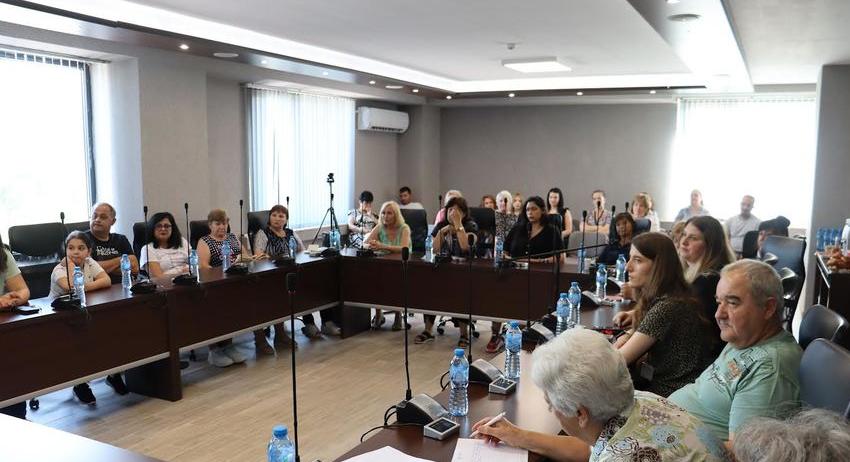 Започнаха пресконференциите преди старта на проектите за Енергийно обновяване в Нови пазар