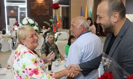 Кметът на Нови пазар Георги Георгиев отправи поздрав по повод Международния ден на възрастните хора