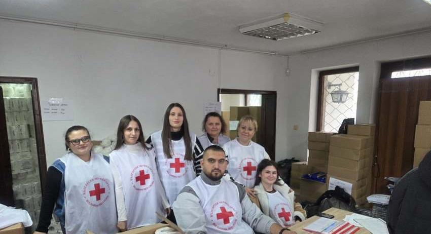 Студенти от Шуменския университет се включват активно в кампания на БЧК