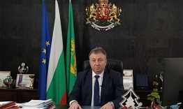 Проф. Христо Христов: Здраве, спокойствие и светлина във всеки дом!