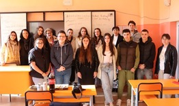 Наградиха най-добрите участници в ролева игра за кандидатстване за работа