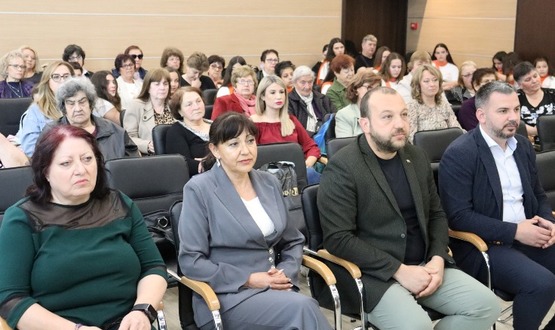 В Нови пазар отбелязаха Световния ден на медицинските сестри