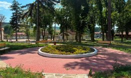 Нов модерен площад в село Иваново