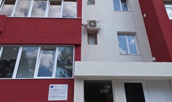 Приключи санирането на два блока в Нови пазар