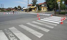 Освежават и обновяват пътната маркировка в Нови пазар