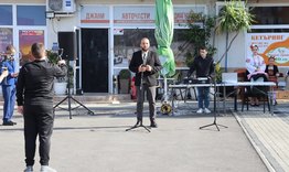 Откриха традиционния есенен панаир в Нови пазар